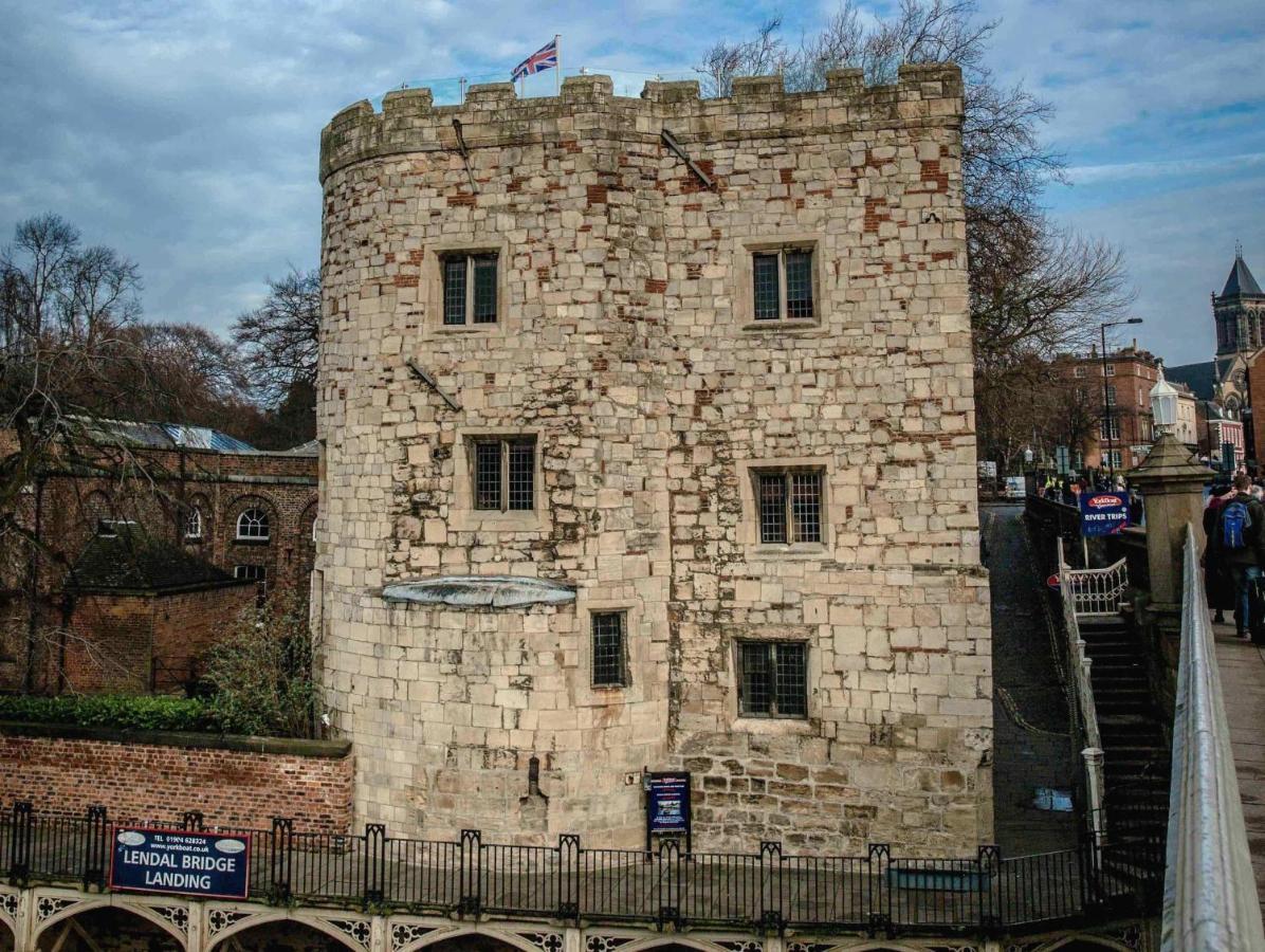 Villa Lendal Tower York Esterno foto