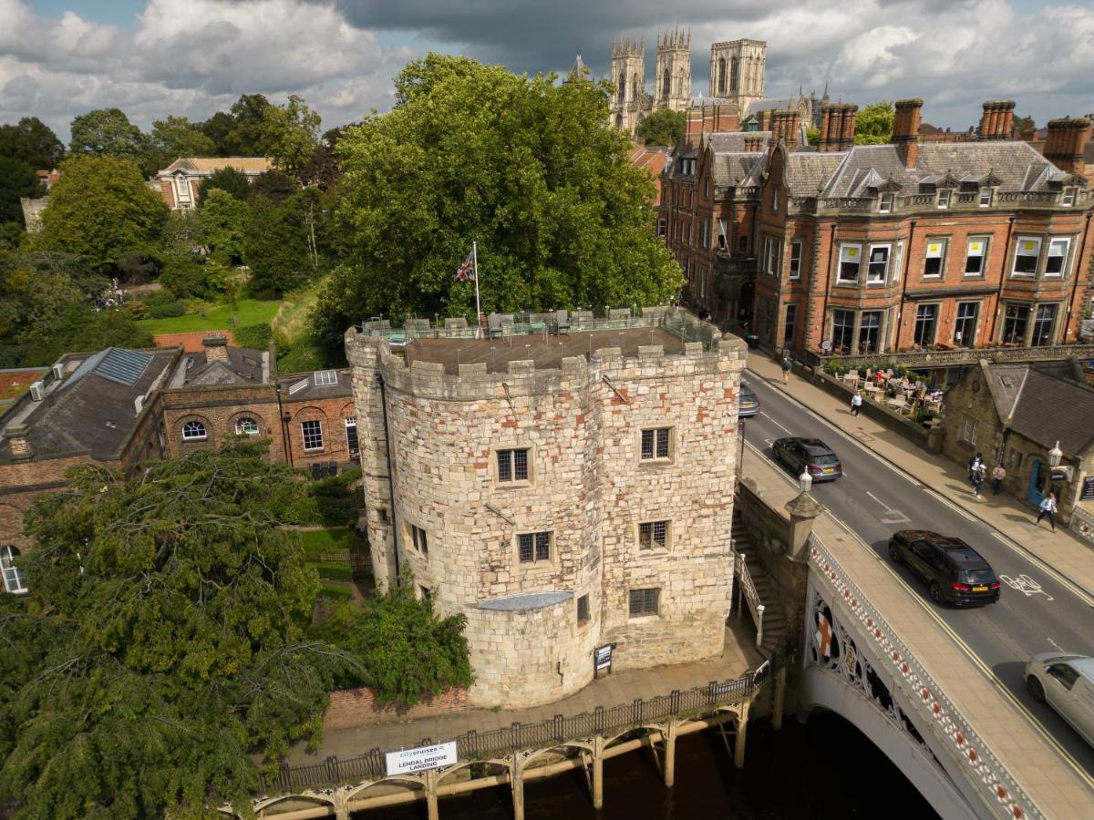 Villa Lendal Tower York Esterno foto